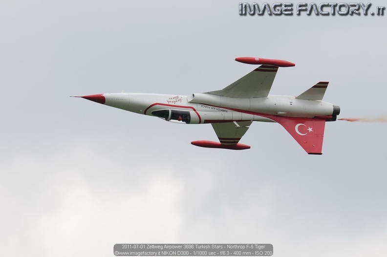 2011-07-01 Zeltweg Airpower 3696 Turkish Stars - Northrop F-5 Tiger.jpg